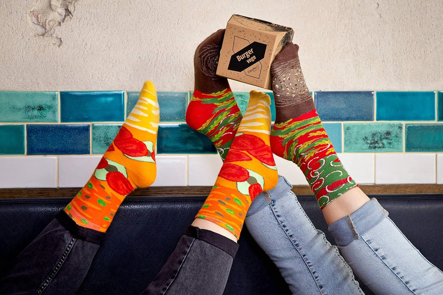 - Men Women Funny Vegan Burger Socks Box - 2 Pairs